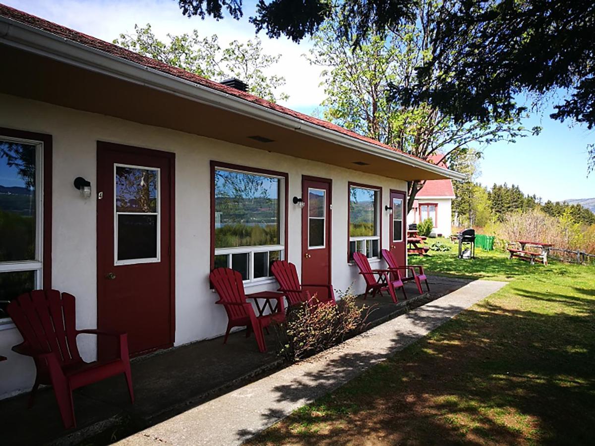 Auberge La Coudriere L'Isle-aux-Coudres Exteriör bild