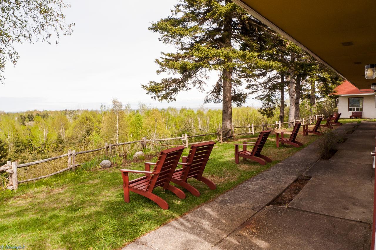 Auberge La Coudriere L'Isle-aux-Coudres Exteriör bild