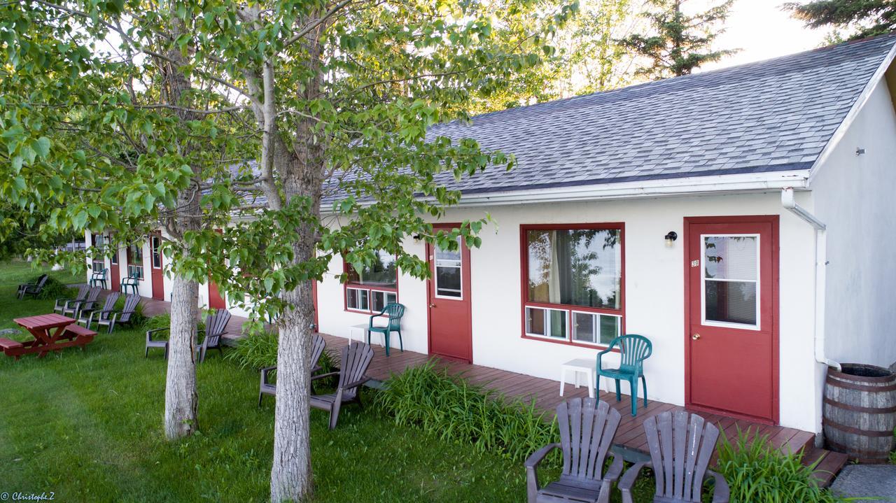 Auberge La Coudriere L'Isle-aux-Coudres Exteriör bild